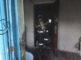 Под Днепром во время пожара пострадали 2 человека, среди них - ребенок