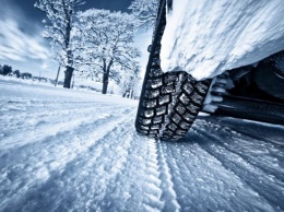 Вождение в снег и гололед: назвали 7 главных ошибок водителей в зимний период