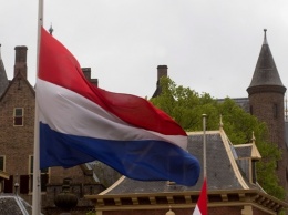 Нидерланды высылают двух российских дипломатов