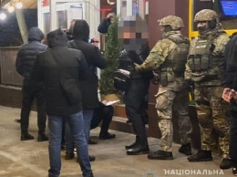 В Киеве и Одессе задержали похитителей людей, которых управляли воры в законе из РФ (Фото и видео)