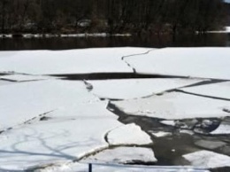 На Днепропетровщине пятиклассник провалился под лед. Ребенок госпитализирован с тяжелой пневмонией,- СОЦСЕТИ