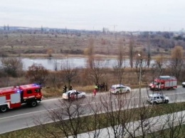 В Полтавской обл. двое детей на пруду провалились под лед