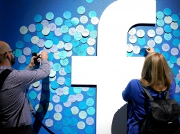 Антимонопольный регулятор США подал в суд на Facebook и требует продать Instagram и WhatsApp