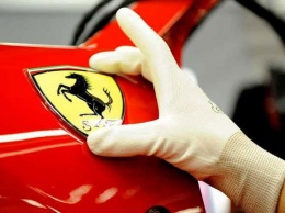 Гендиректор Ferrari Камиллери объявил об уходе Луи