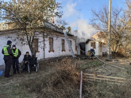 Новый пожар: в центре Полтавы горит дом