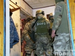 На Киевщине 10 человек устроили разборки с копами, задержавших пьяного
