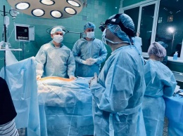 В Украине впервые провели трансплантацию почки трехлетнему ребенку от умершего мужчины