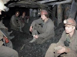 В «ЛНР» после «повышения» зарплат шахтеры стали получать еще меньше