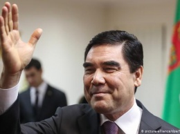 Президент Бердымухамедов учит туркмен как писать книги?