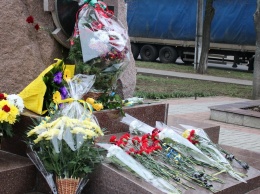 В Никополе почтили память погибших героев-чернобыльцев