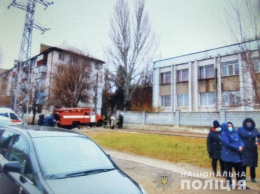 Проверено, мин нет. В Николаеве "минировали" школу, теперь ищут "минера" (ФОТО)