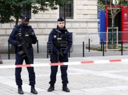 В центре Парижа ограбили ювелирный магазин на 250 тысяч евро