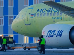 Новейший лайнер МС-21 впервые взлетел с российскими двигателями