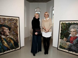 В Киеве проходит уникальная выставка "Портреты, которые говорят", ФОТО