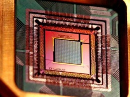 Ученые сделали открытие, благодаря чему можно начать массовое производство квантовых чипов