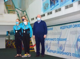 Первый день чемпионата Украины по синхронному плаванию принес Харьковской области три золотые медали