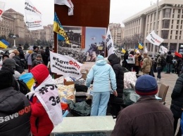 "Все бросайте, все срочно на Майдан!" Протестующие предприниматели говорят о провокациях силовиков (ФОТО, ВИДЕО)