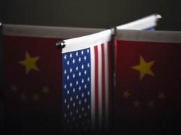 США внесут в "черный список" десятки китайских компаний
