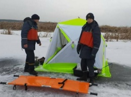 Задохнулся в палатке: на Харьковщине рыбак умер посреди водохранилища, - ФОТО