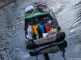 Ловля мусора в Берлине (фото)
