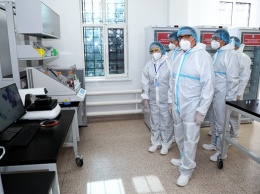 Казахстан начал вакцинацию добровольцев собственной COVID-вакциной