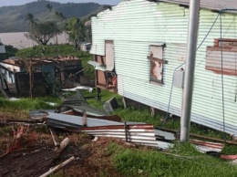 Ураган на Фиджи оставил людей без крова и пресной воды, четверо погибли