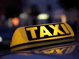 Киевский таксист украл у пассажиров вещи