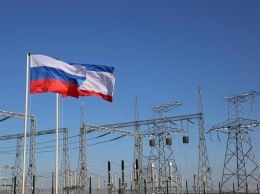Сергей Аксенов поздравил энергетиков с профессиональным праздником