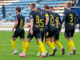 «Евпатория» разгромила «Севастополь» в последнем матче года