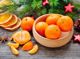 Готовимся к Новому году: Как выбрать спелые мандарины и какие их разновидности бывают