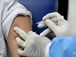 Ученые рассказали, может ли COVID-вакцина изменить ДНК человека
