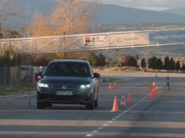 Volkswagen Tiguan 2020 года проходит «лосиный тест» (ВИДЕО)