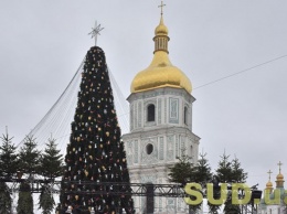 Киевлянам сообщили, как будут работать новогодние локации