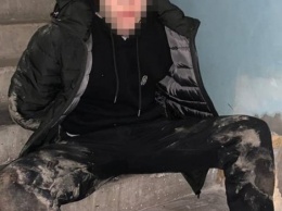 В Запорожье 17-летний парень ранил ножом патрульного полицейского
