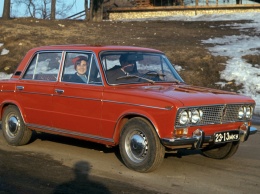 Стало известно, сколько авто из СССР осталось в России