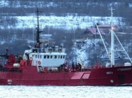 В Баренцевом море затонуло судно с десятками людей на борту - было 30 градусов мороза