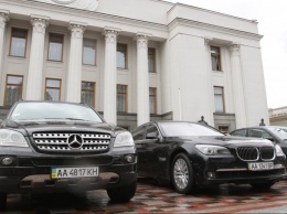 Автопарк госструктур Украины обновили на 1,5 миллиарда гривен: что покупали