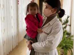 На Днепропетровщине женщина прямо из роддома передала ребенка для попрошайничества