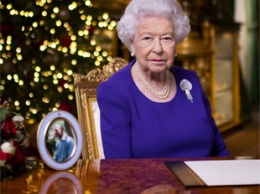 Это очень смешно: пародия на рождественскую речь Елизаветы II с участием принца Джорджа
