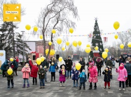 В этом году новогодняя акция "Ринат Ахметов - детям" пройдет в Украине в 20-й раз