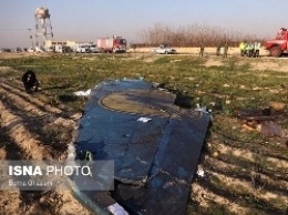 Иран выплатит по 150 тыс. долл. семьям погибших в катастрофе самолета МАУ