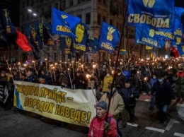 В Киеве закончилось факельное шествие ко дню рождения Бандеры