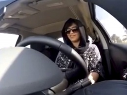 В Саудовской Аравии на 6 лет отправили в тюрьму правозащитницу за допуск женщин к вождению авто