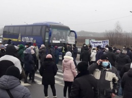 Под Лубнами 300 человек перекрыли трассу на Киев: требуют снижения тарифов на газ