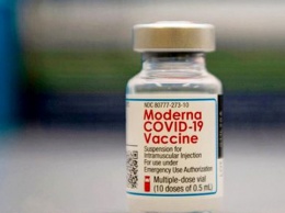 В Евросоюзе дали добро на COVID-вакцину Moderna