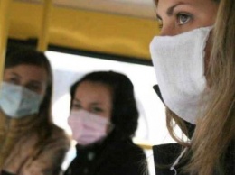 В Харькове водители общественного транспорта будут выдавать пассажирам маски
