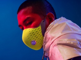 Выпущена умная защитная маска по цене Apple AirPods