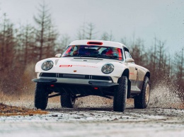 Классический спорктар Porsche превратили во внедорожник