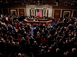 Конгресс США возобновил работу в Капитолии
