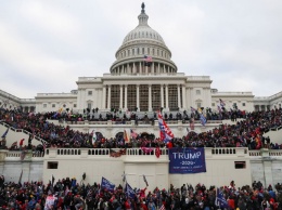 В США прошел митинг в поддержку Трампа, который перерос в штурм Капитолия, есть жертвы: Что нужно знать о событиях в Вашингтоне